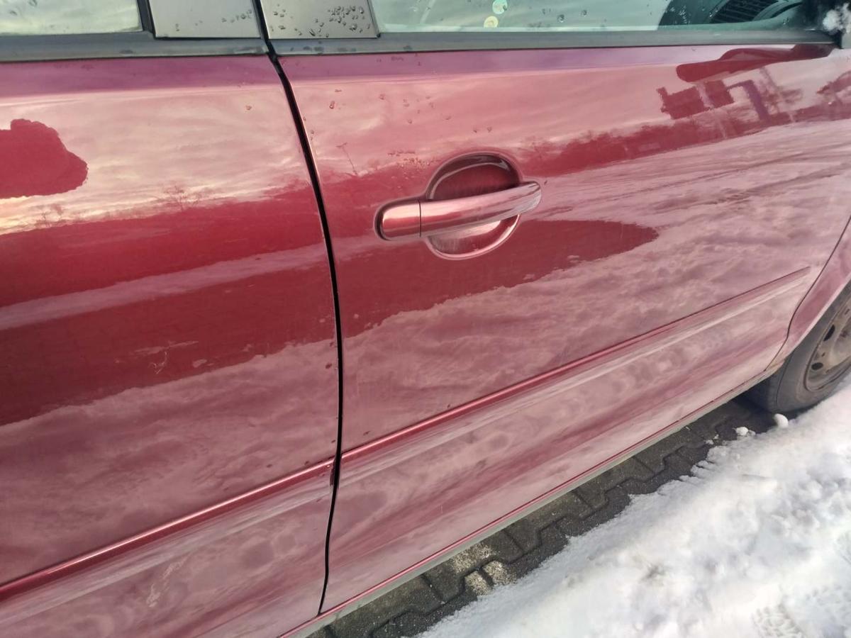 VW Polo 9N3 original T&uuml;r vorn rechts LC3R Winterred 5-T&uuml;rer Rohbau Bj.2005